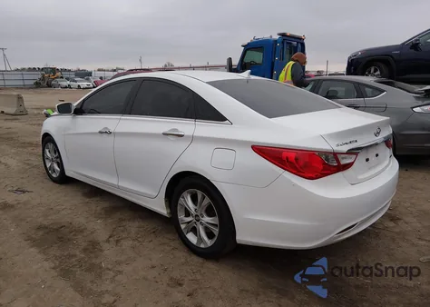 2011 Hyundai Sonata Limited z USA, uszkodzony, nr VIN 5NPEC4AC4BH199203